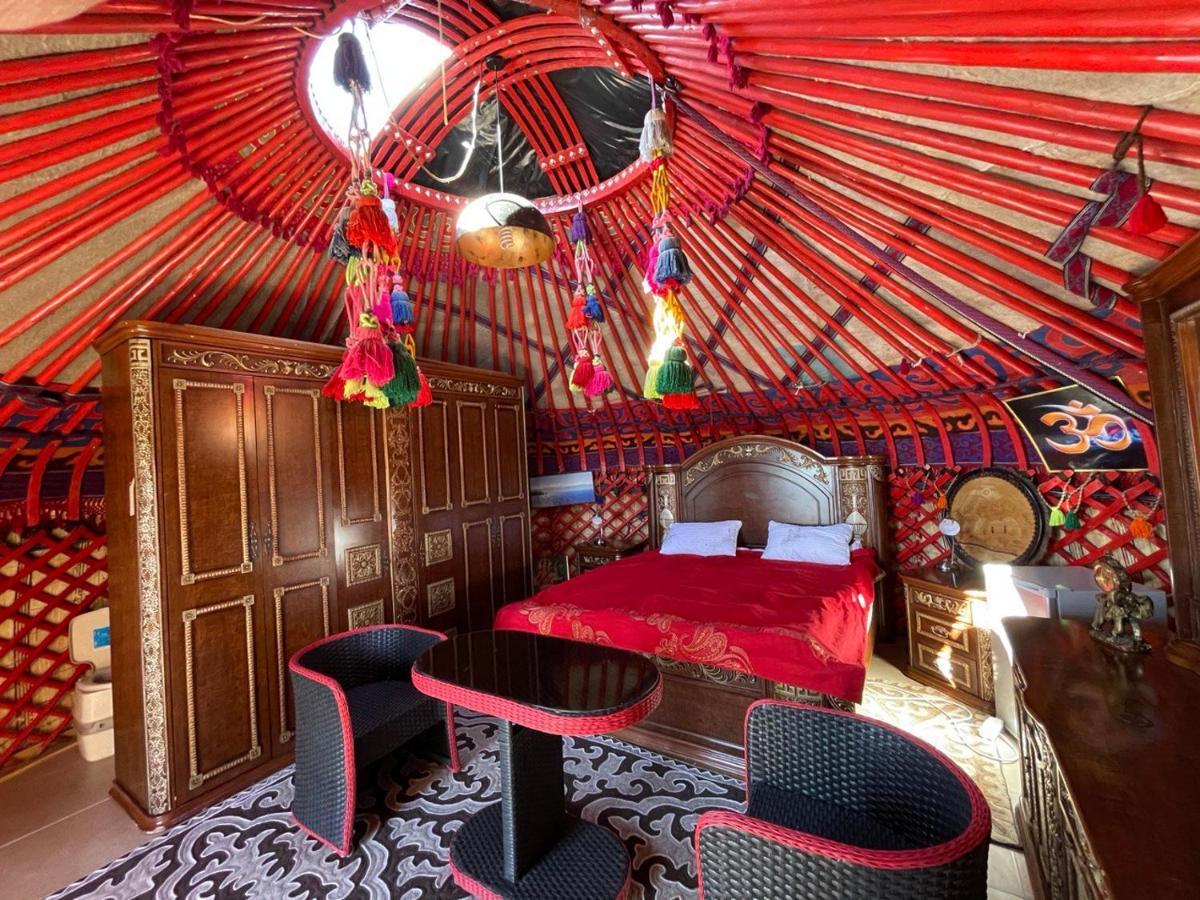 Ak-Tengir Yurt Resort Tossor Eksteriør bilde