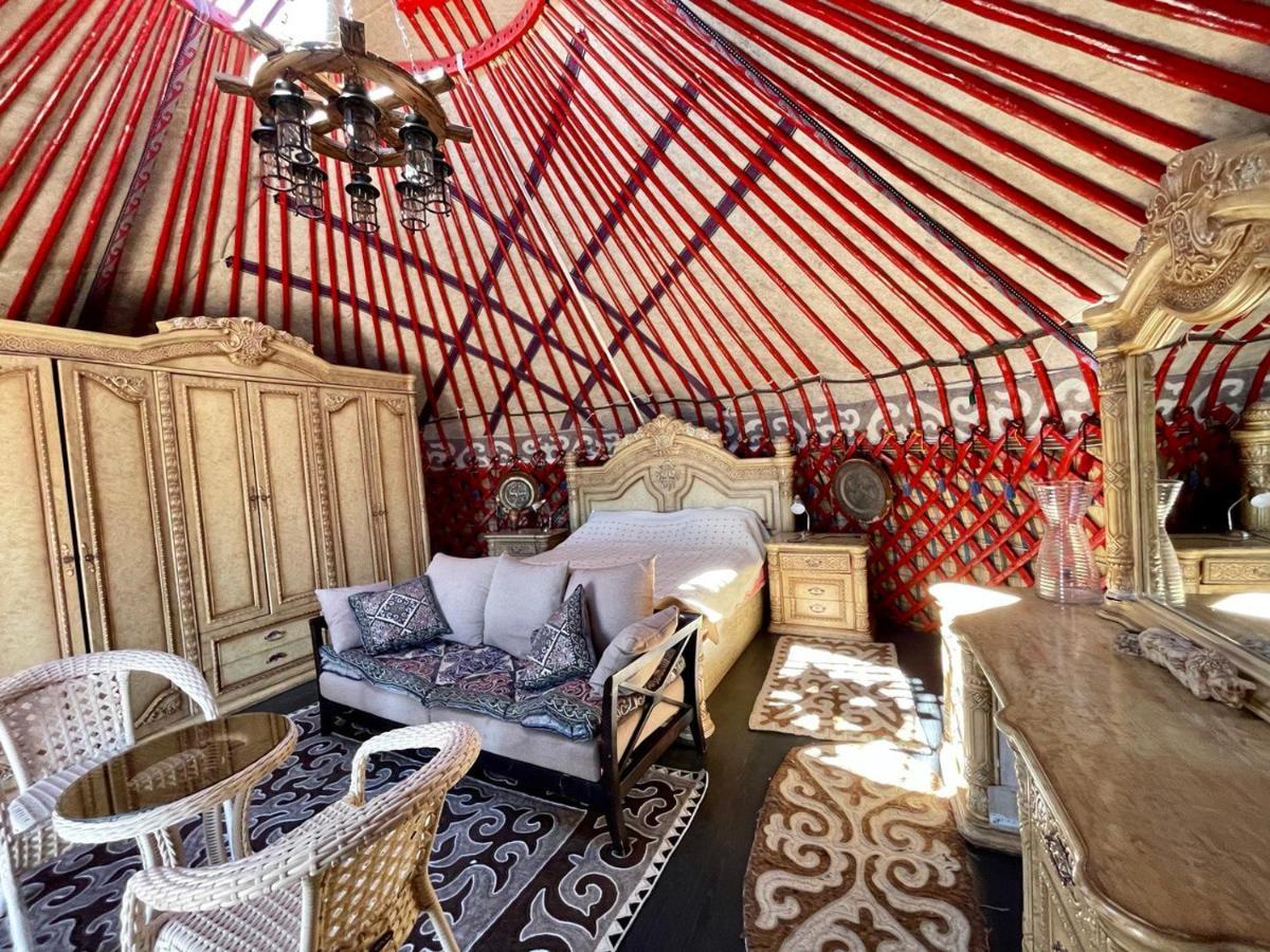 Ak-Tengir Yurt Resort Tossor Eksteriør bilde