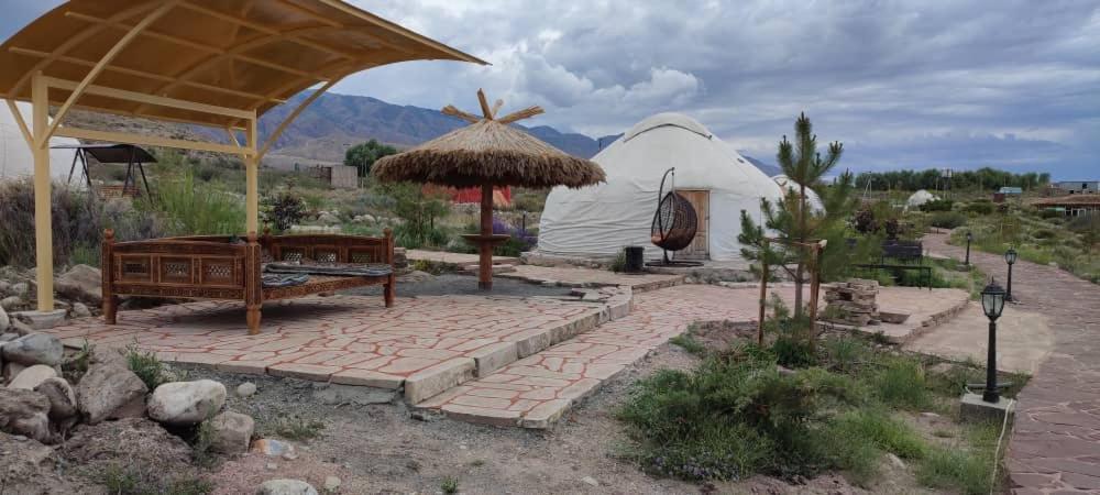 Ak-Tengir Yurt Resort Tossor Eksteriør bilde