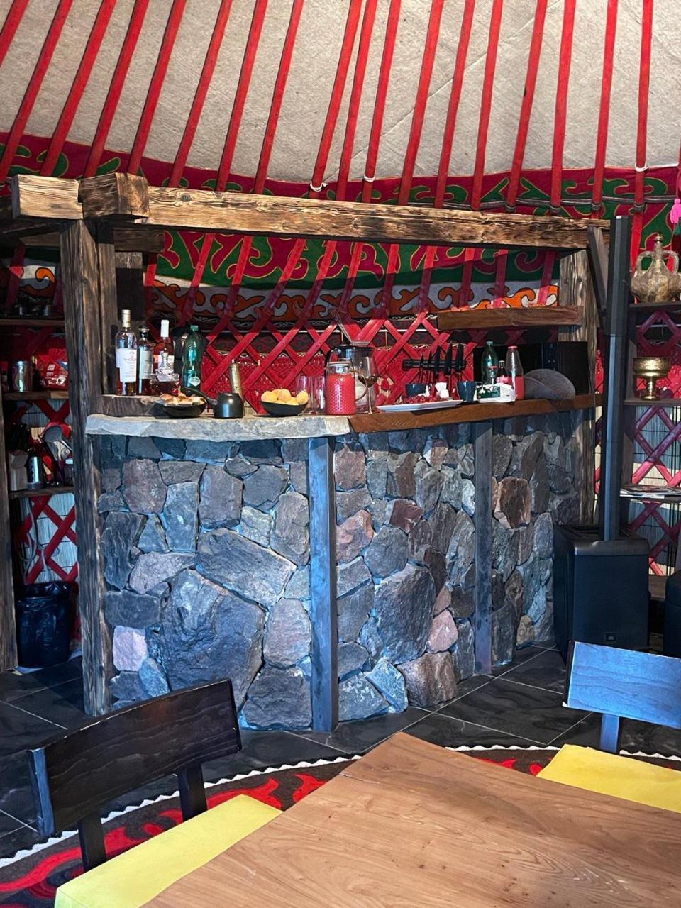 Ak-Tengir Yurt Resort Tossor Eksteriør bilde